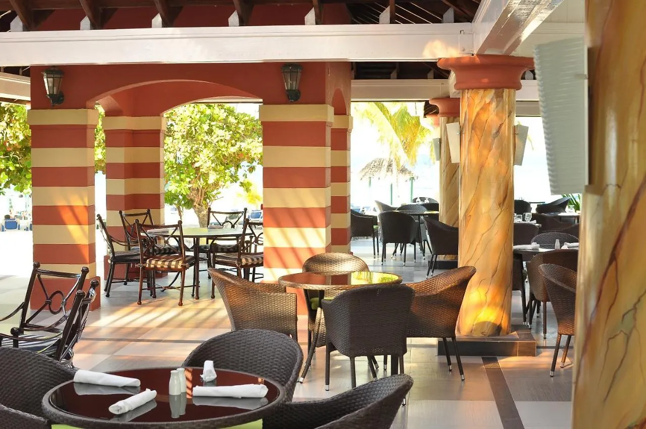 Jewel Runaway Bay Beach Resort & Waterpark Jamaica